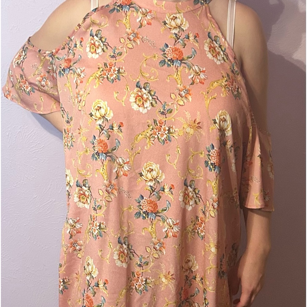 SHEIN 3 XL fits in XL only used once